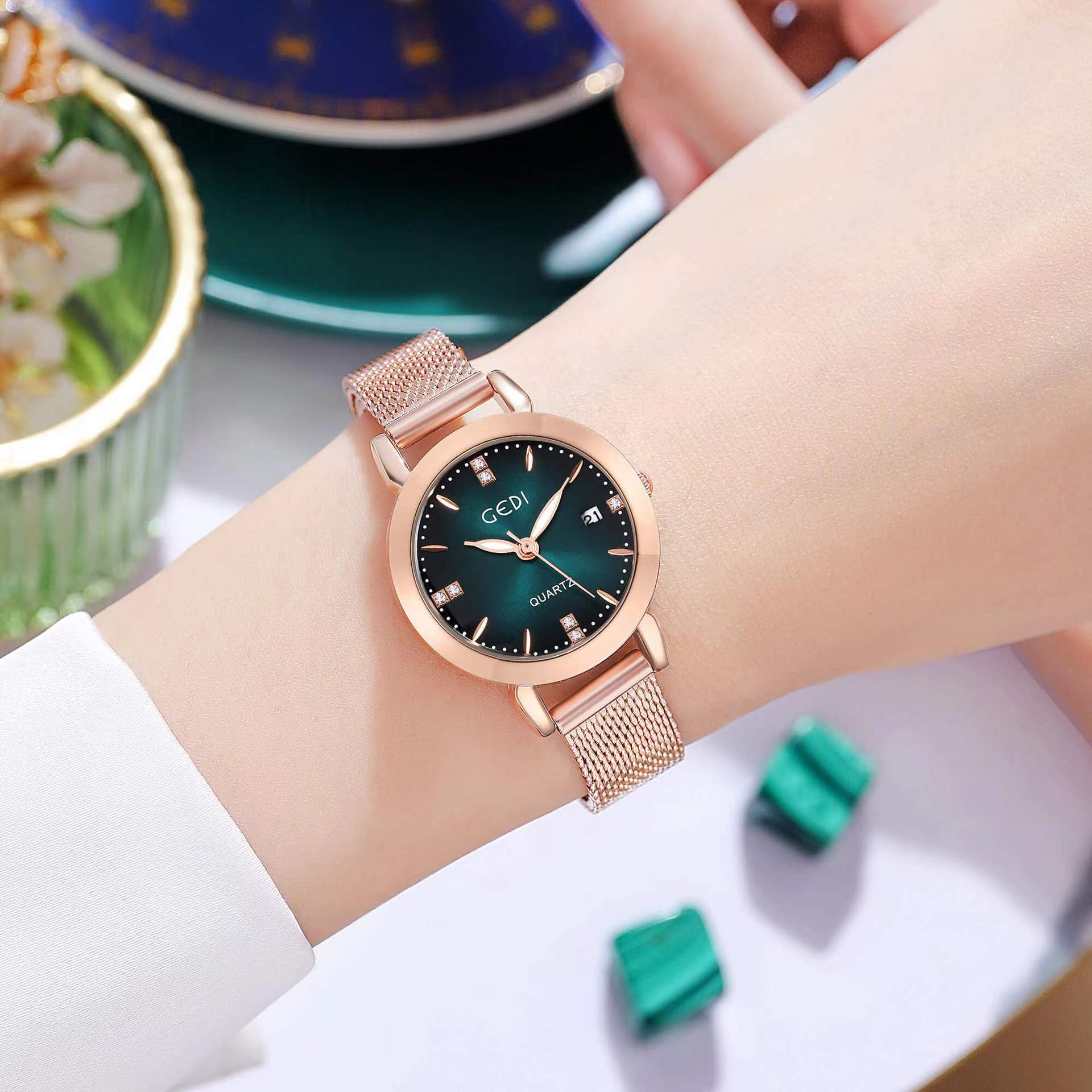 DATE JUST II FULL GOLDEN SELECTIONLadies Magnetic Starry Sky Clock