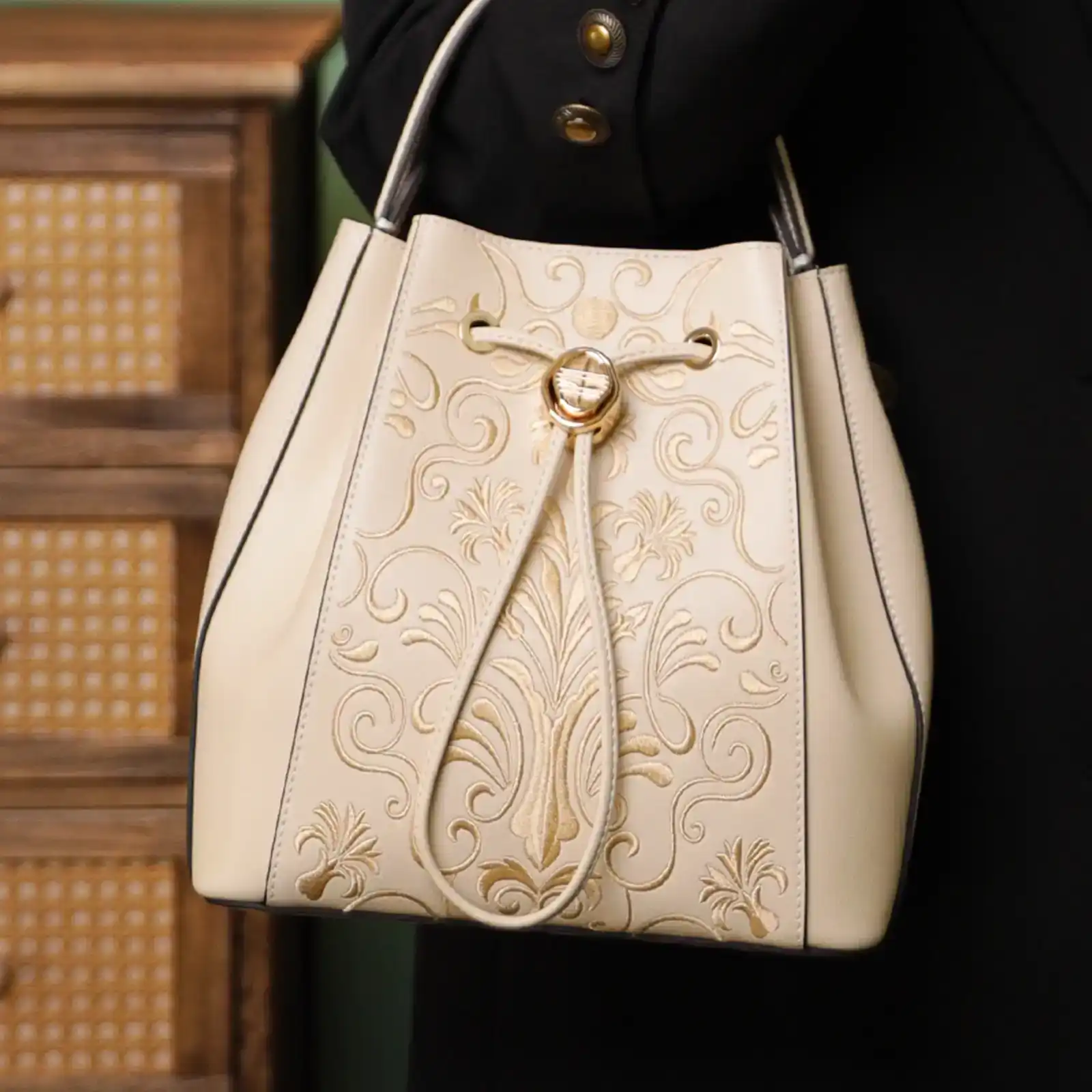 Chinese-Style Embroidered Multifunctional Backpack